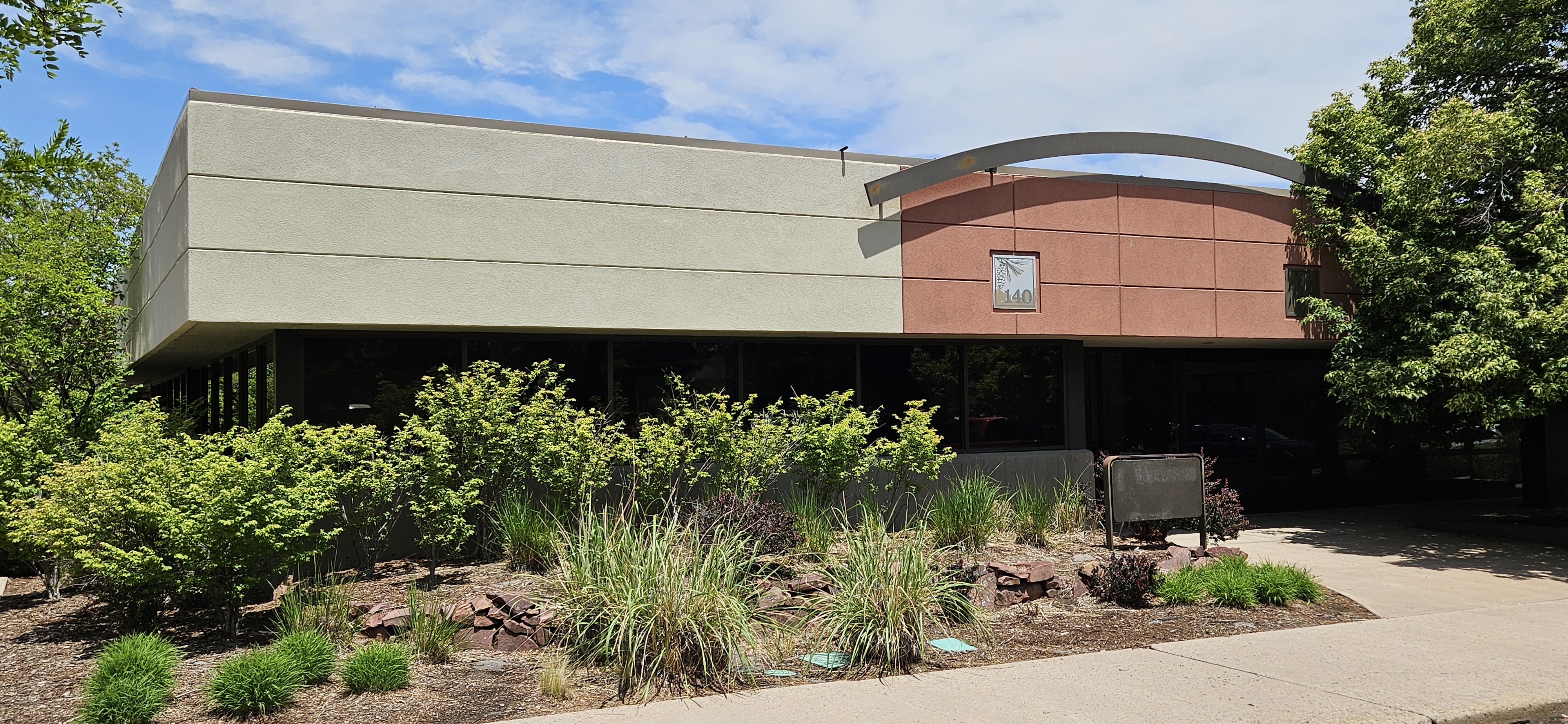 Sheldon Gold Realty Featured Property